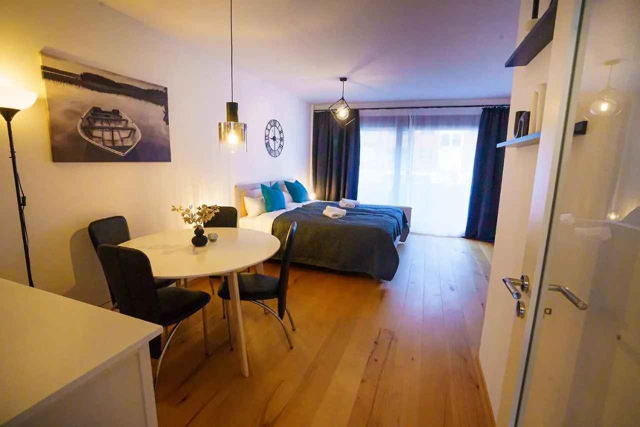 Apartment Immostay #3 - Wohnung Mit Grossem Balkon, Parkplatz & Wlan- Naehe Zentrum Bremen